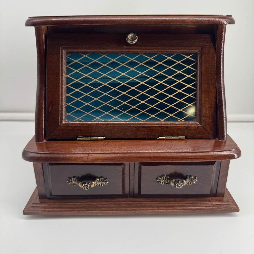 Vintage Jay Import Co. Musical Wooden Jewelry Chest